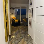 Zlote Tarasy Апартаменти Колобжег