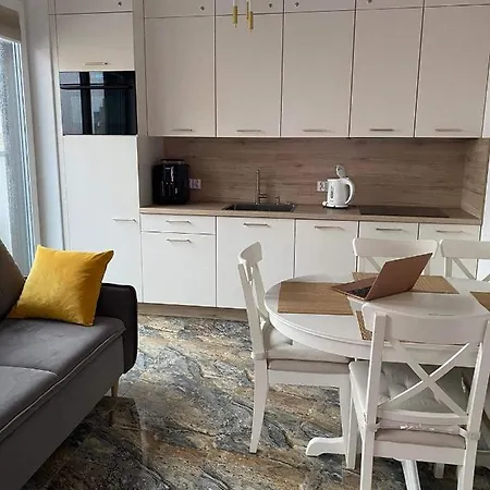 Zlote Tarasy Апартаменти Колобжег