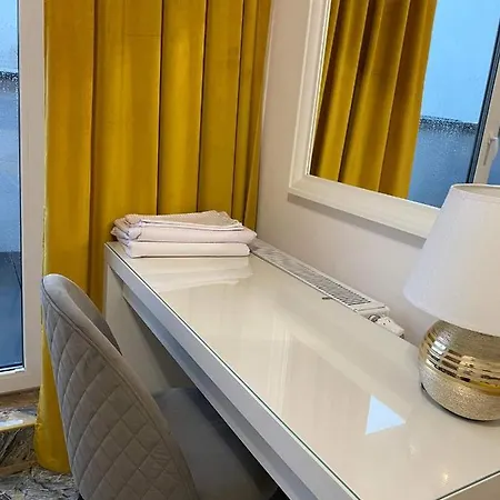 Zlote Tarasy קולובז'ג