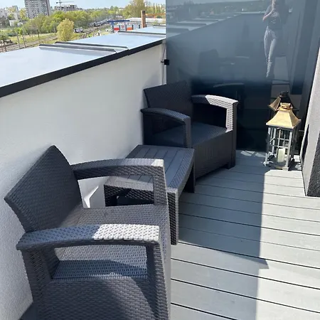 Zlote Tarasy דירה קולובז'ג